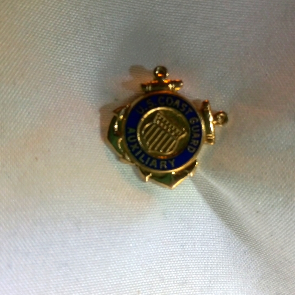 U.S. coast guard auxiliary pin